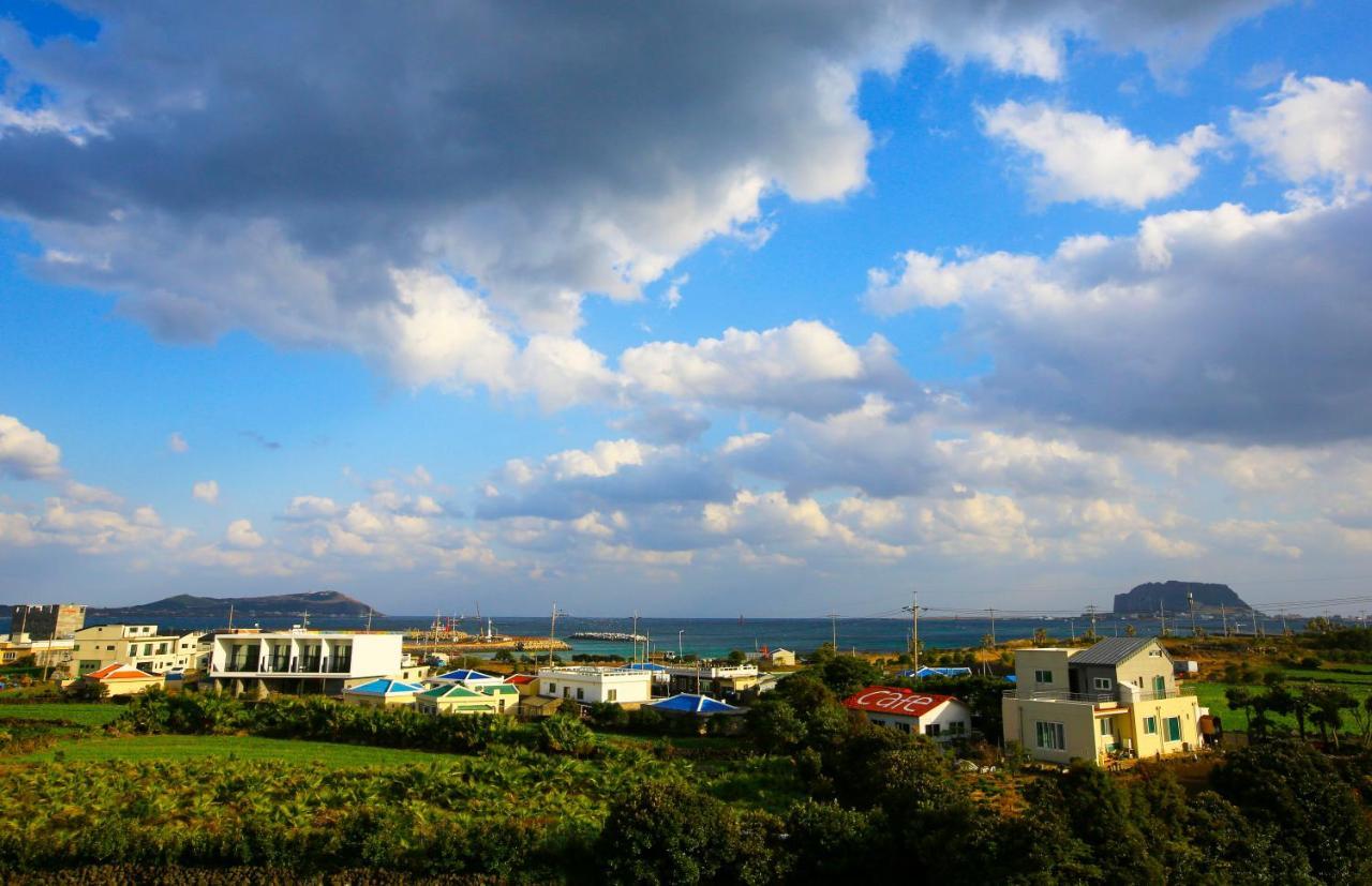 Dongdong Guesthouse جيجو المظهر الخارجي الصورة