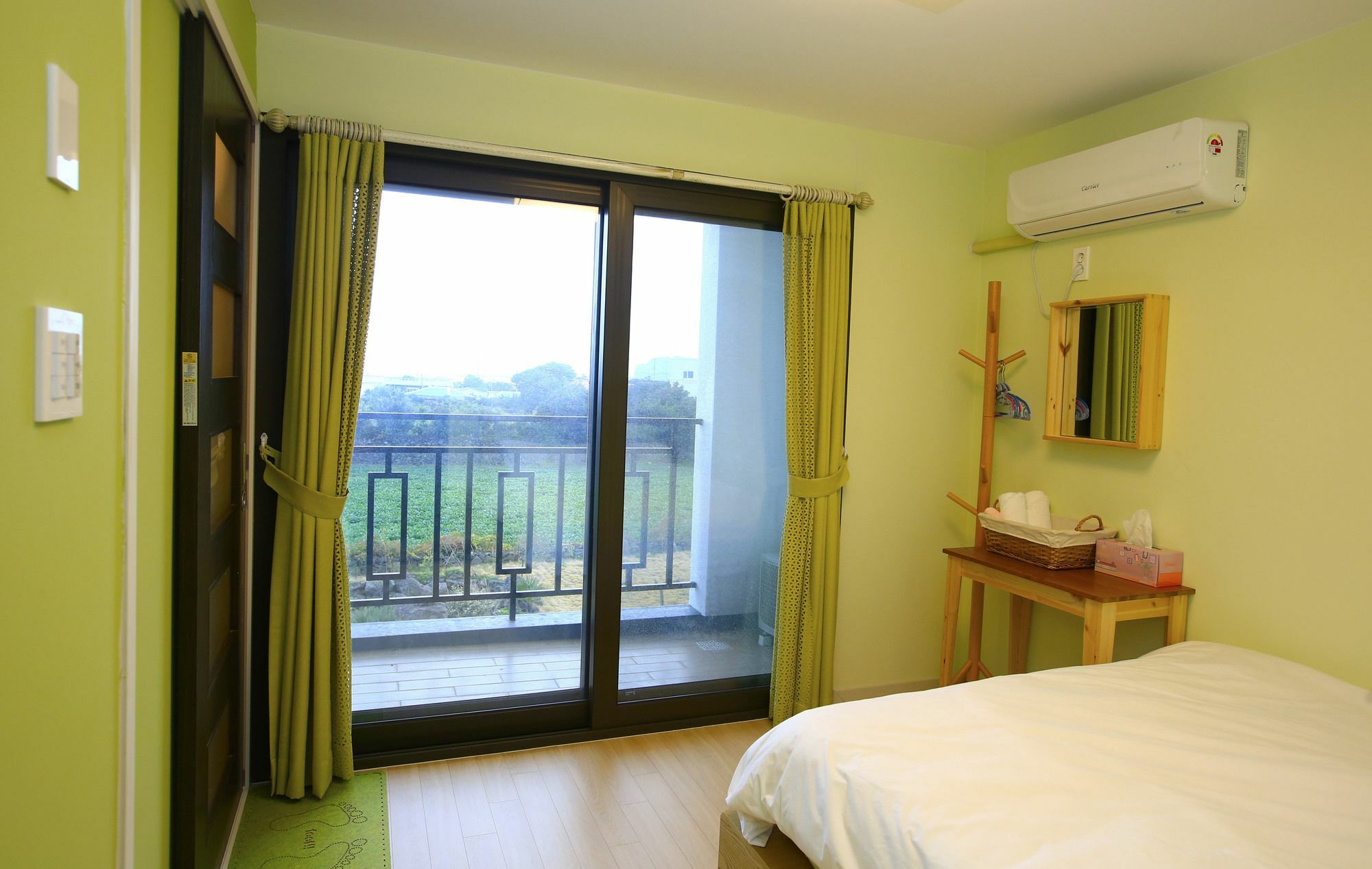 Dongdong Guesthouse جيجو المظهر الخارجي الصورة